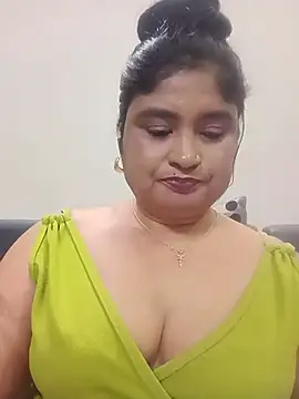 hornyriyanka live cam on StripChat