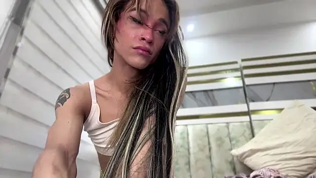 stormytt_ live cam on StripChat