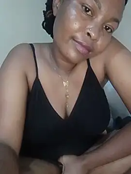 Pretty_Sandy2 live cam on StripChat