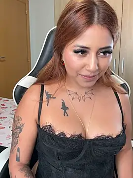 miaelite live cam on StripChat