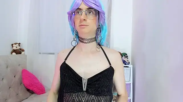 KimberlyJohnsoon live cam on StripChat
