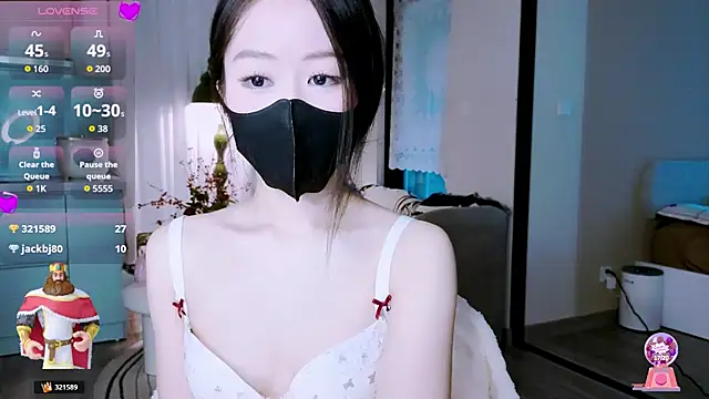 _Misaki_Eri live cam on StripChat