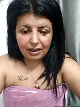 Jann_Riya333 live cam on StripChat