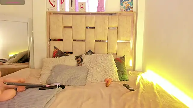 KetziaDoll_ live webcam