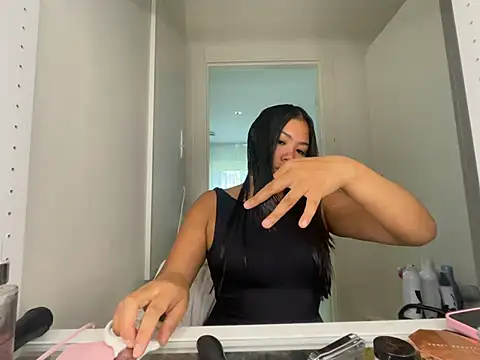 TitiTinyThai live sex cam