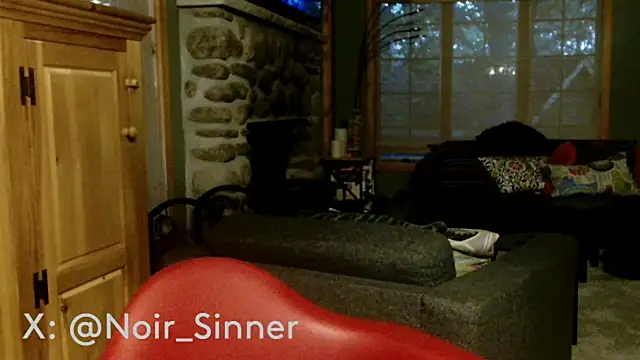 sinnernoir live sex cam