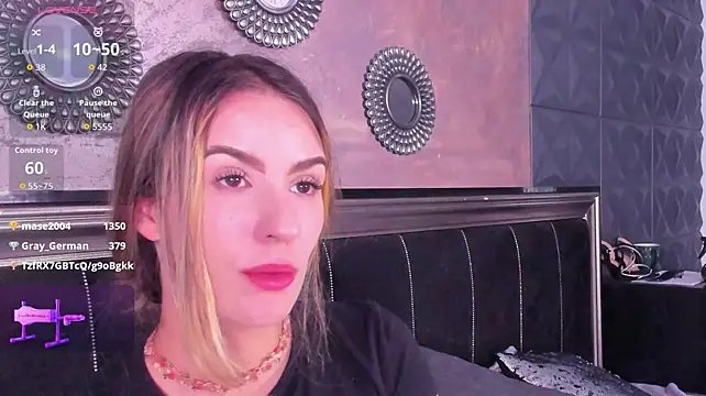 lauryncooper live cam on StripChat