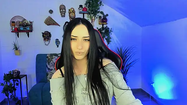 MonicaLowes live cam on StripChat