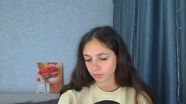 KissMeJulia live cam on StripChat