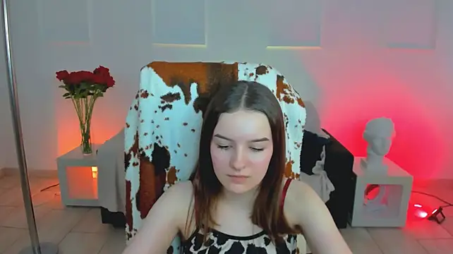 KellieBanshe live cam on StripChat