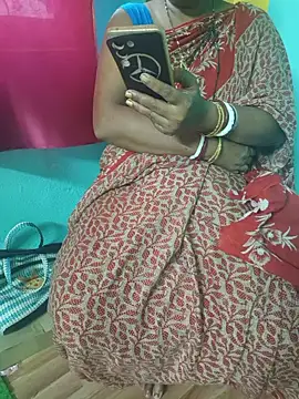 puja123434 live cam on StripChat