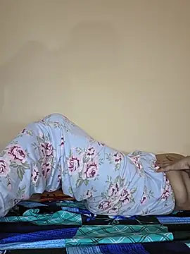 The_aura_couple71 live cam on StripChat