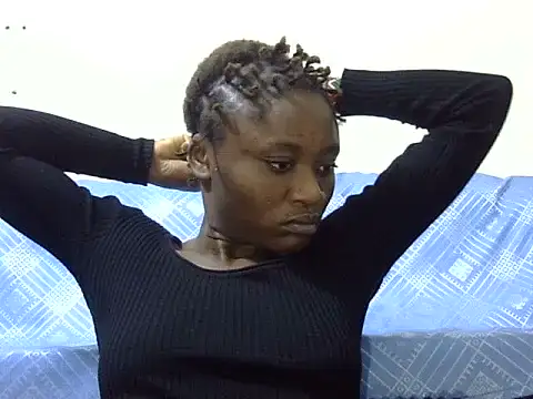 sweet_caci live cam on StripChat