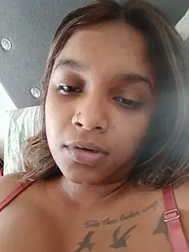 Indianqueen03's Live Sex Cam Show