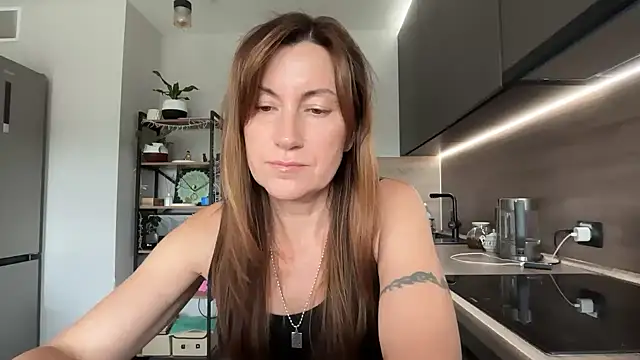 jainesummer (F milf) - Bikini show