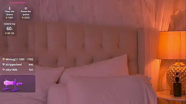 AshleyEvance live cam on StripChat