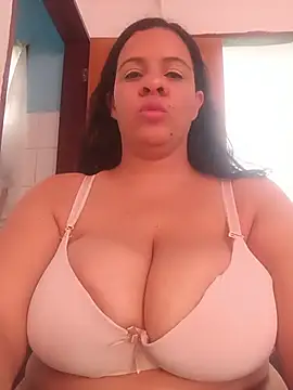 lapatronav2026 (F milf) - Masturbation with cucumber on tits