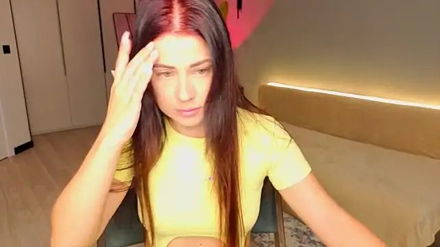 emma__chase (F milf) - a gentle neck massage with cream..