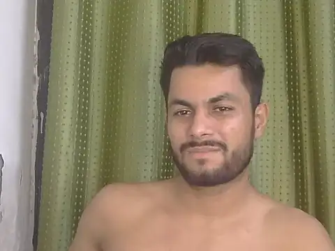 Stubborndesiboy live cam on StripChat