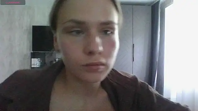 Annie_Cohn live cam on StripChat