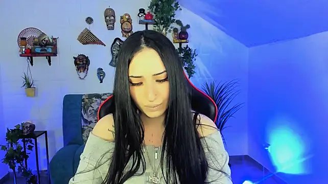 MonicaLowes live cam on StripChat