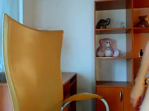 Tanya6547 live cam on StripChat