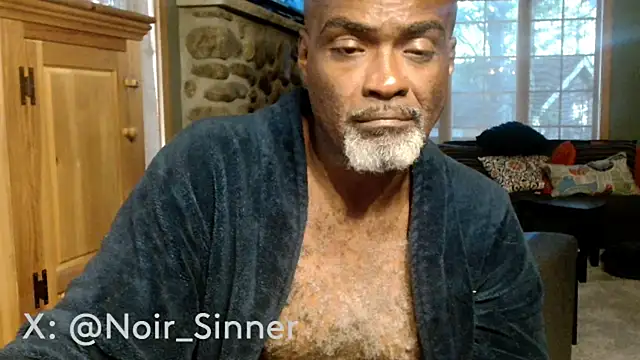 sinnernoir live cam on StripChat