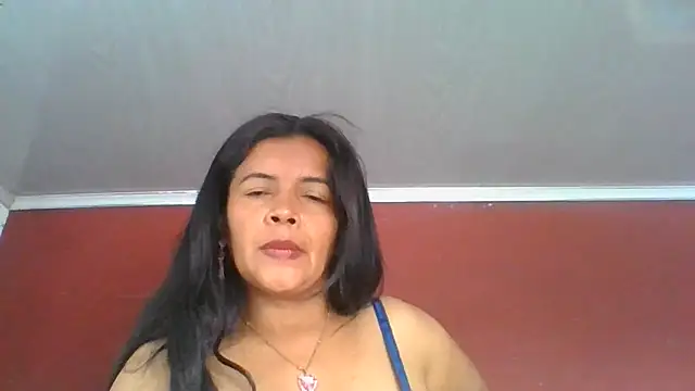DianaOchoa_ live cam on StripChat