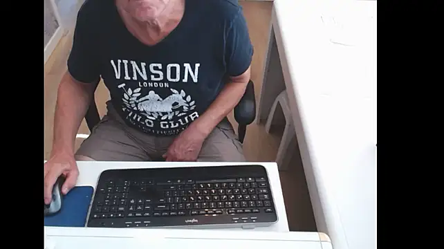 dutchpornking live cam on StripChat