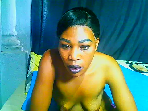 freaky_naughty live cam on StripChat