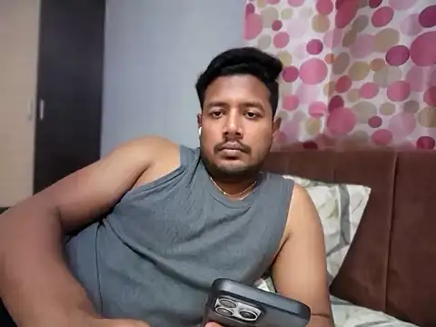 randy642001 (M young) - Make me horny