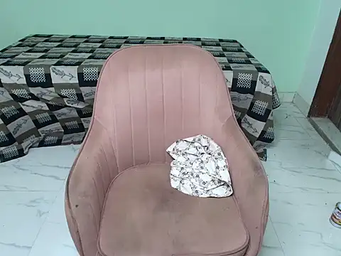 sexy-doll20 live cam on StripChat