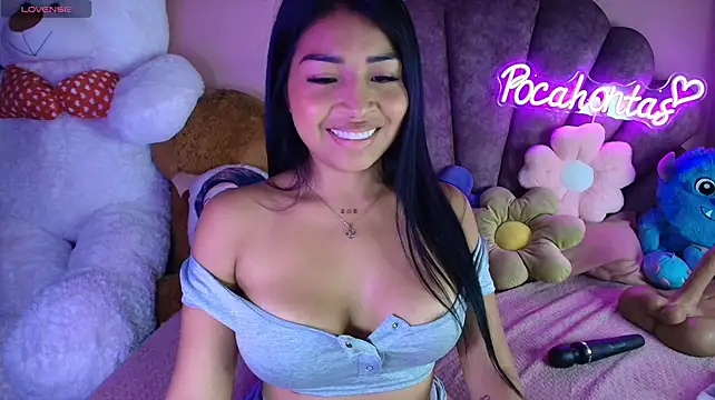 Pocahontascute_33 live sex cam
