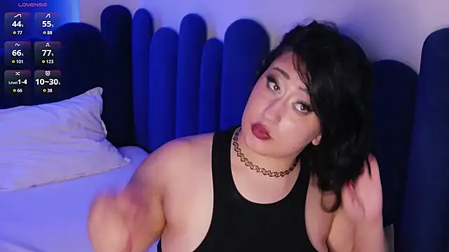 beeamayer (F young) - 🥵💥Boobs teasing topless 💥🥵