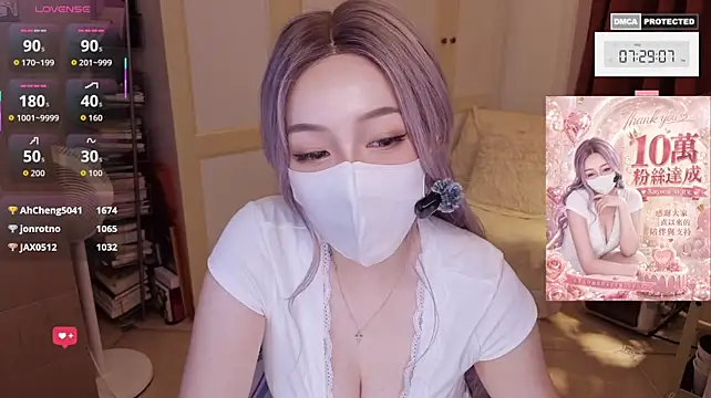nayomi_34f