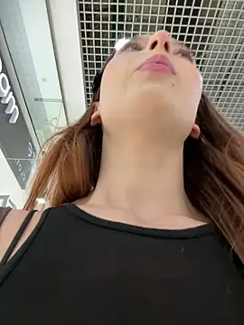 lillukatten (F young) - bare ass down to panties + twerks! 😜
