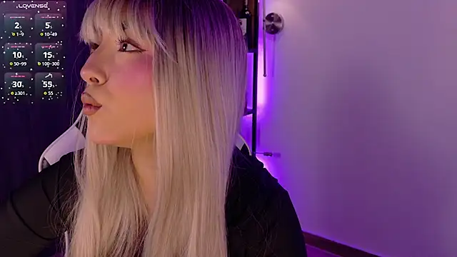 Silvana_Goddess live cam on StripChat
