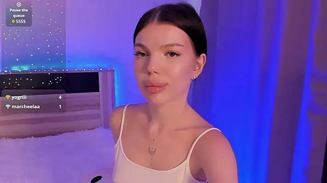 _MiaLunne live cam on StripChat