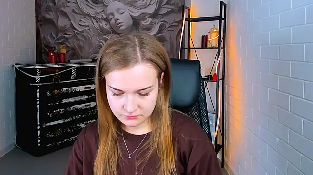 lissatelor (F teen) - 2 tokens if I'm cute