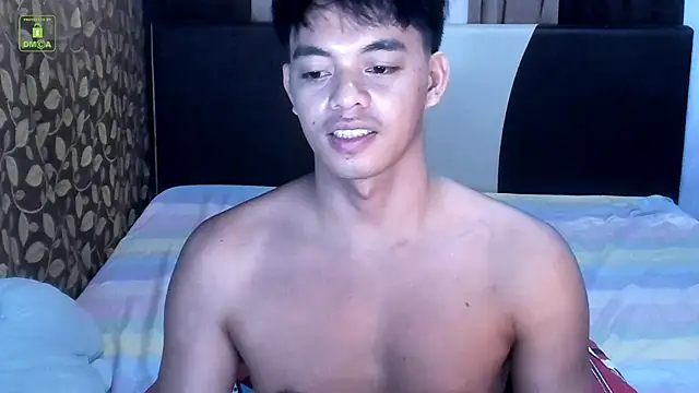 Crazyasiancum1 webcam