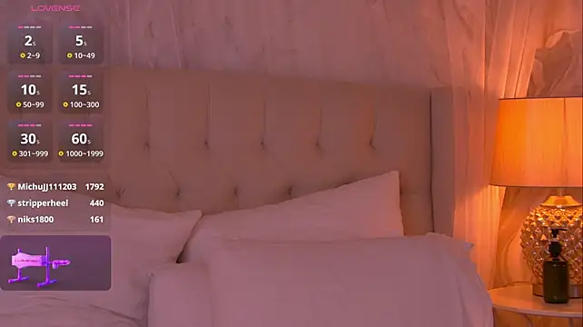 ashleyevance (F young) - blowjob