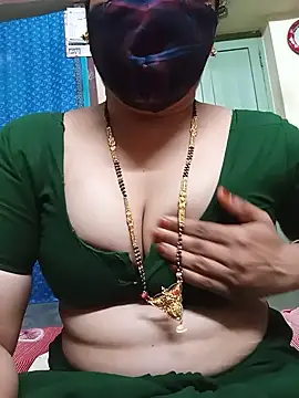 chikki_20 (F milf) - Ice on boobs 😋