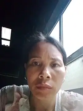 ana_hoa (F milf) - I am a poor girl. Please help me.