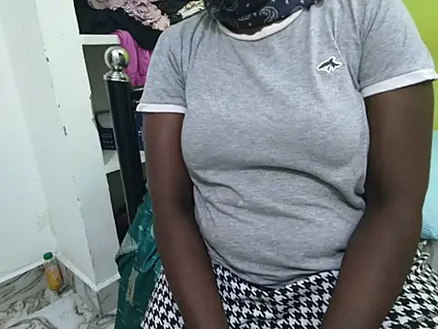 tamil_sumathi (F young) - New costumes