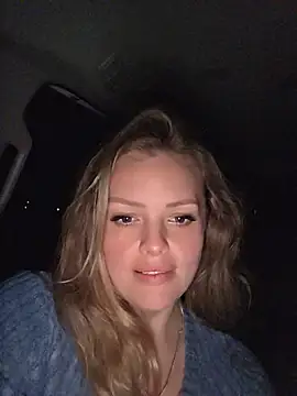 Bridgette03 〽 free live cam