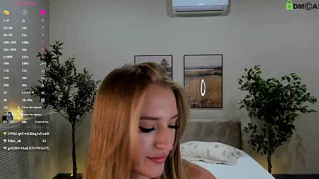 Stacy_River live cam on StripChat