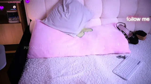 Pussylovekate live cam on StripChat