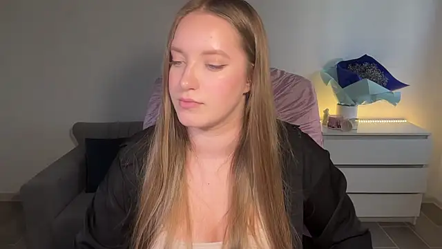 EvaMaddison live cam on StripChat