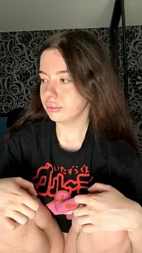 Kimi_Ass live cam on StripChat
