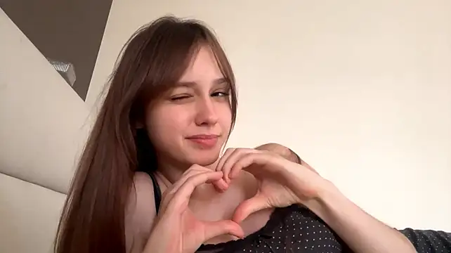 mollyrealay live cam on StripChat